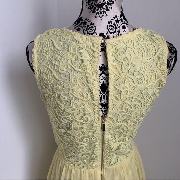 Suzy Shier Yellow Sleeveless Mini Dress - Picture 5 of 9